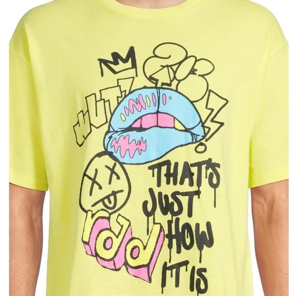 Men's Oversize Fit Graphic Tee - Picture 4 of 7